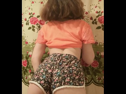 ❤️ Seksi enom bayek stripping mati dheweke kathok cendhak ing kamera ❤️ Porno krasan ing pornojv.sex78.ru ❤